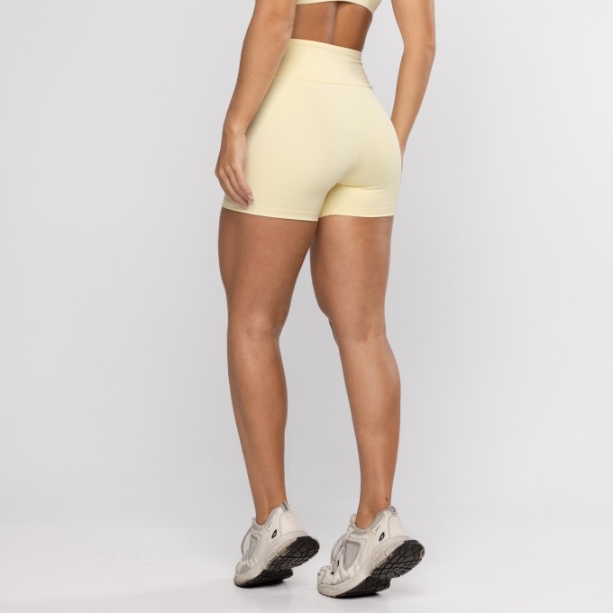 Short Poliamida Básico Butter