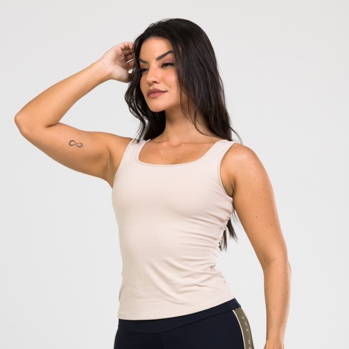 Blusa Adventure Base