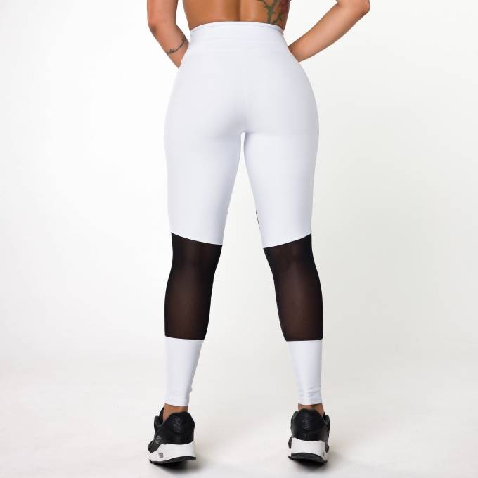 Legging branca store com tule