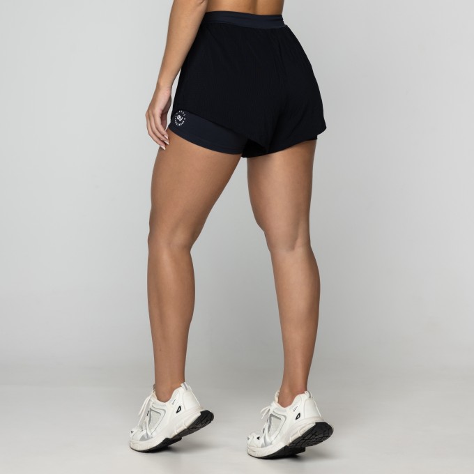 Short Run Away Preto