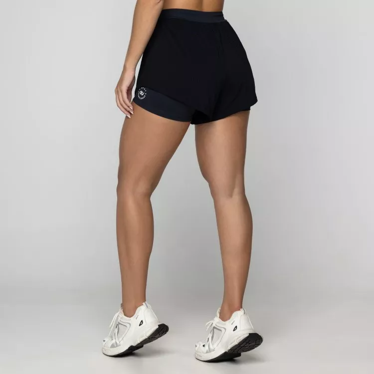 Short Run Away Preto