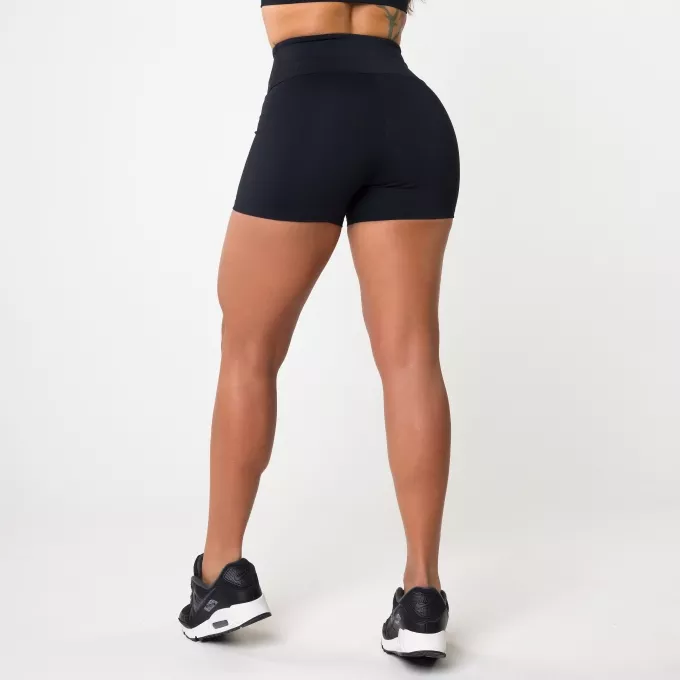 Short Básico Preto Poliamida