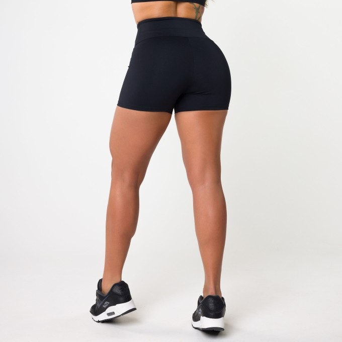 Short Básico Preto Poliamida